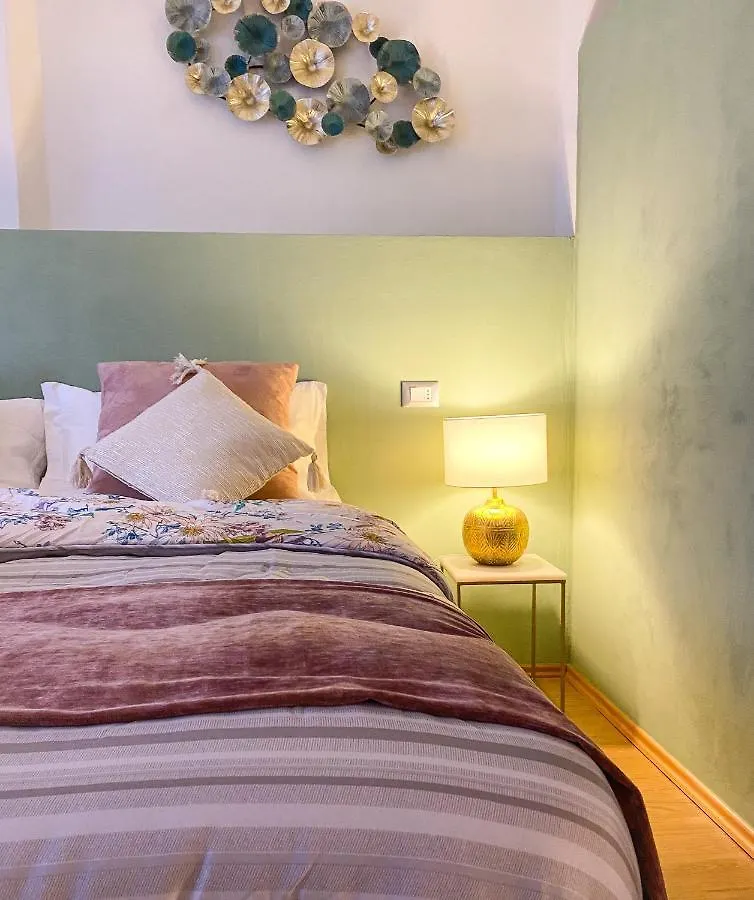 Ororosa Lucca City Center Apartment Дом отдыха